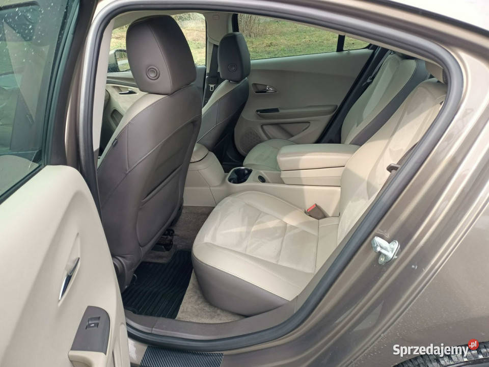 Chevrolet Volt Chevrolet Volt 14 hybrid 14r Tarnów