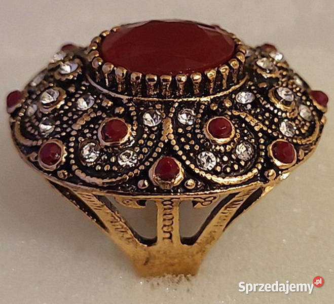 Pierścień w kolorze złota antycznego duży Radom