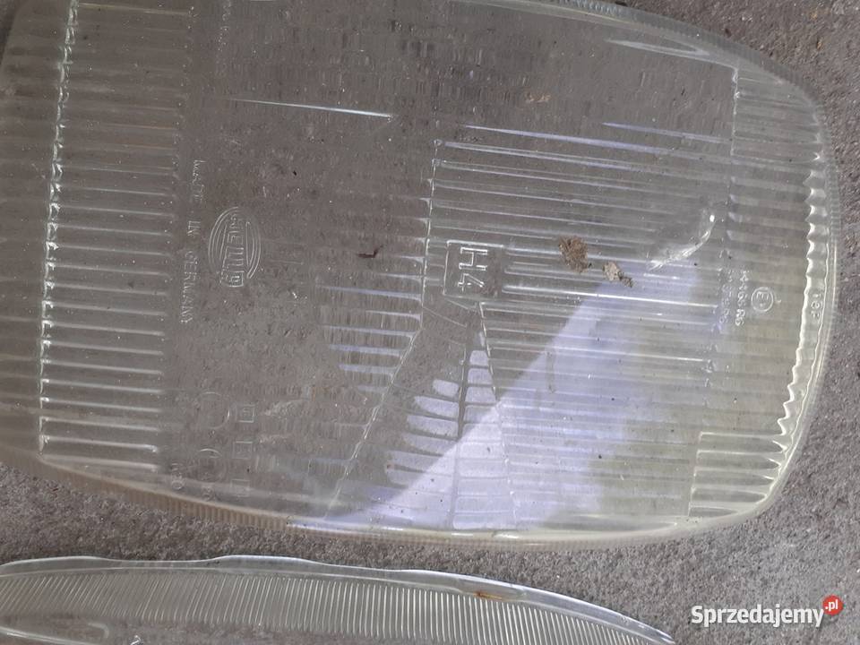 MERCEDES W114 W115 SZKŁA REFLEKTORÓW PRZÓD RAMKA Toruń