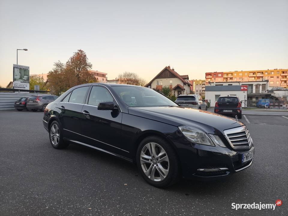 Mercedes E Klasa W212 30 CDI Avantgarde 2010r czujnik parkowania Września
