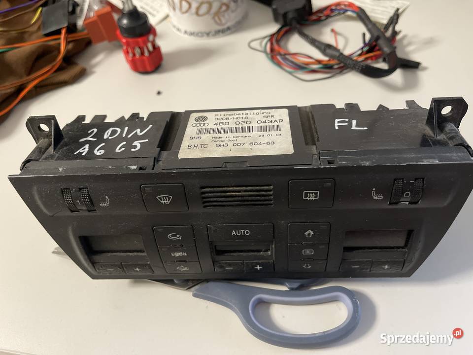 panel 4B0 820 043AR Panele sterowania, przełączniki Olsztyn