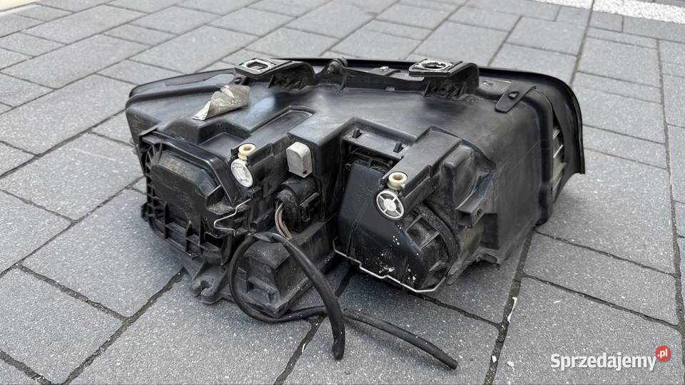 Lampa lewa przód Audi a4 B6 reflektor lewy