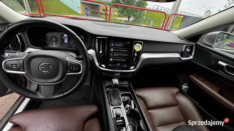 Odstąpię leasing Volvo V60 Rok produkcji 2019 Rawa Mazowiecka