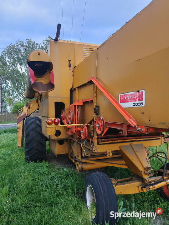 kombajn bizon Z056 łódzkie Piątek