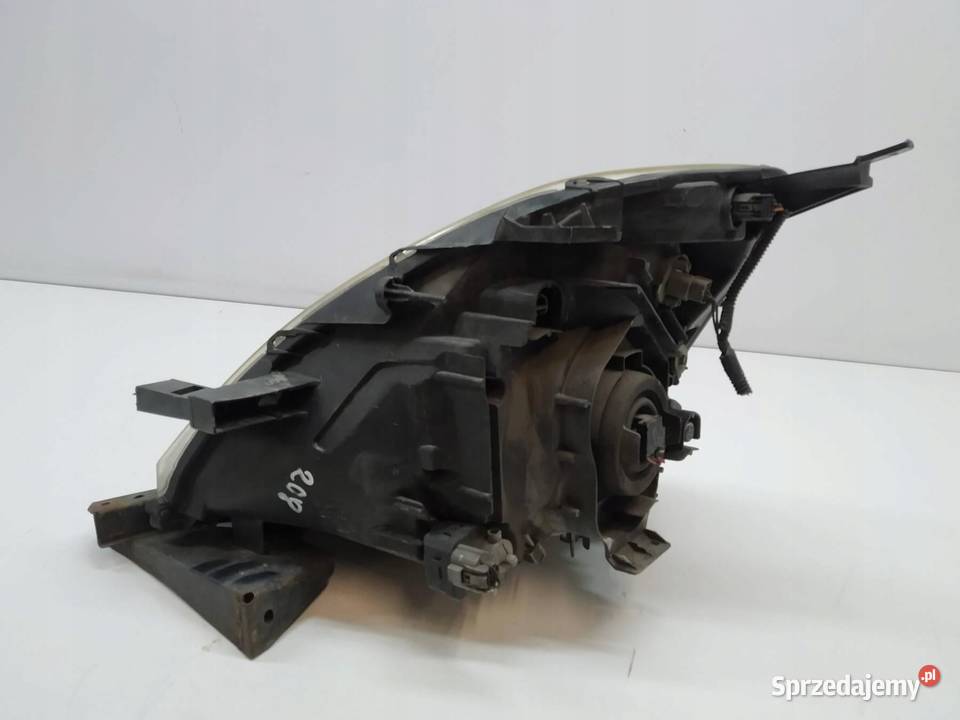 LAMPA PRZÓD PRAWA EUROPA Honda Stream I 20002006