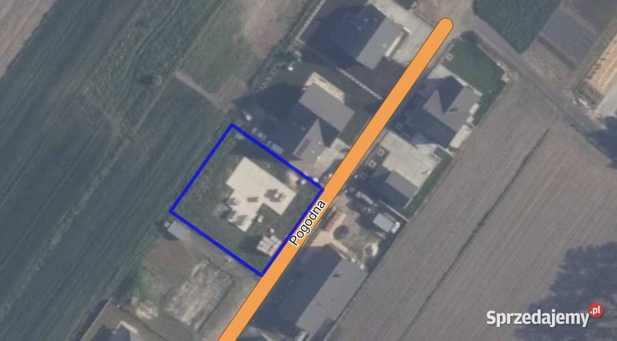 Sprzedam działkę z fundamentami i materiałem Powiercie-Kolonia