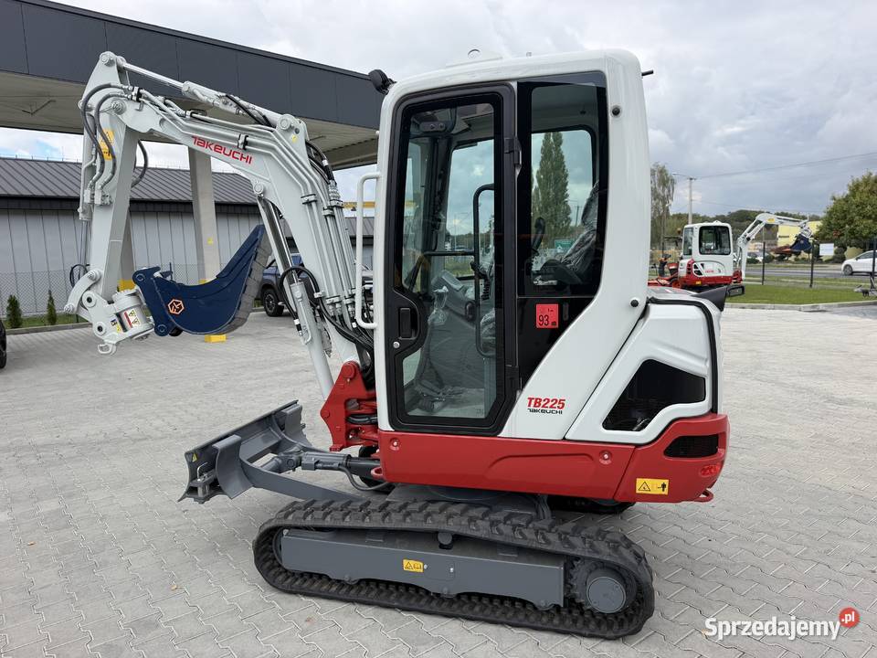 Minikoparka Takeuchi TB225 V3 25 tony Katowice