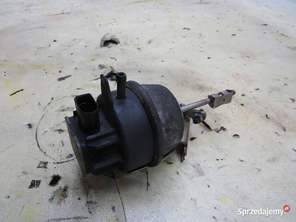 GRUSZKA TURBINY AUDI Q5 8R 20 TDI