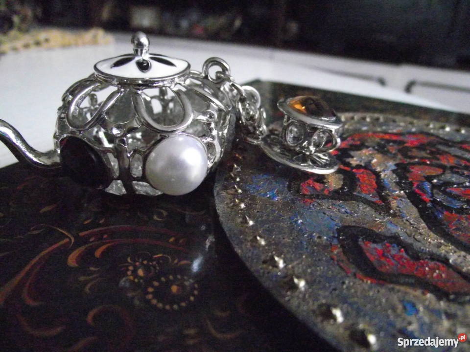 OKAZAŁA PRZEWIESZKA SREBRZONA Z KAMIENIAMI Piła