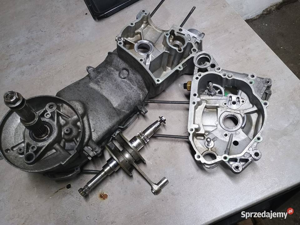 Aprilia Leonardo 125150 silnik rotax wał kartery