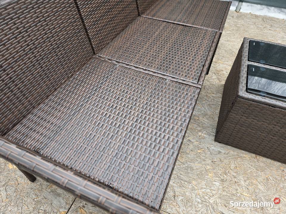 Meble do ogrodu sofa z poduszkami stolik Wschowa sprzedam