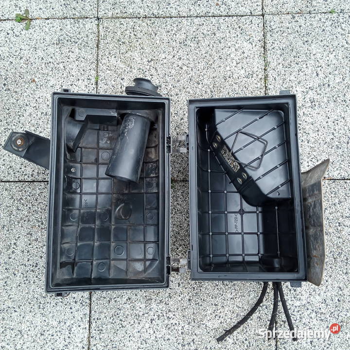 Audi 80 B4 19 TDI Bosch Obudowa filtra powietrza