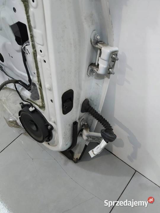 DRZWI LEWE TYŁ J10 326G Nissan Qashqai I