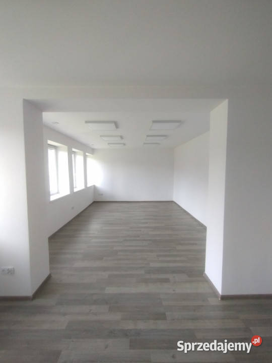 Biuro o pow 3291 m2 na wynajem w Skoczowie 33m2 Skoczów sprzedam