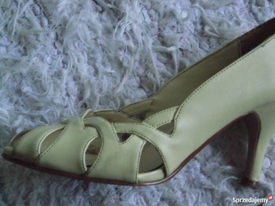 MARIE CLAIRE SKÓRZANE LETNIE SZPILKI r 37 Inna marka Piła sprzedam