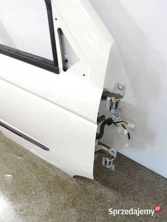 DRZWI PRAWE PRZÓD BIAŁE Piaggio Porter II 2021 sprzedam