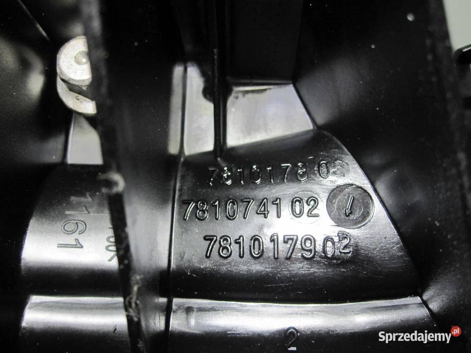 BMW 1 20 D 11r kolektor ssący 7810179 7810178 osobowe Kolektory ssące świętokrzyskie