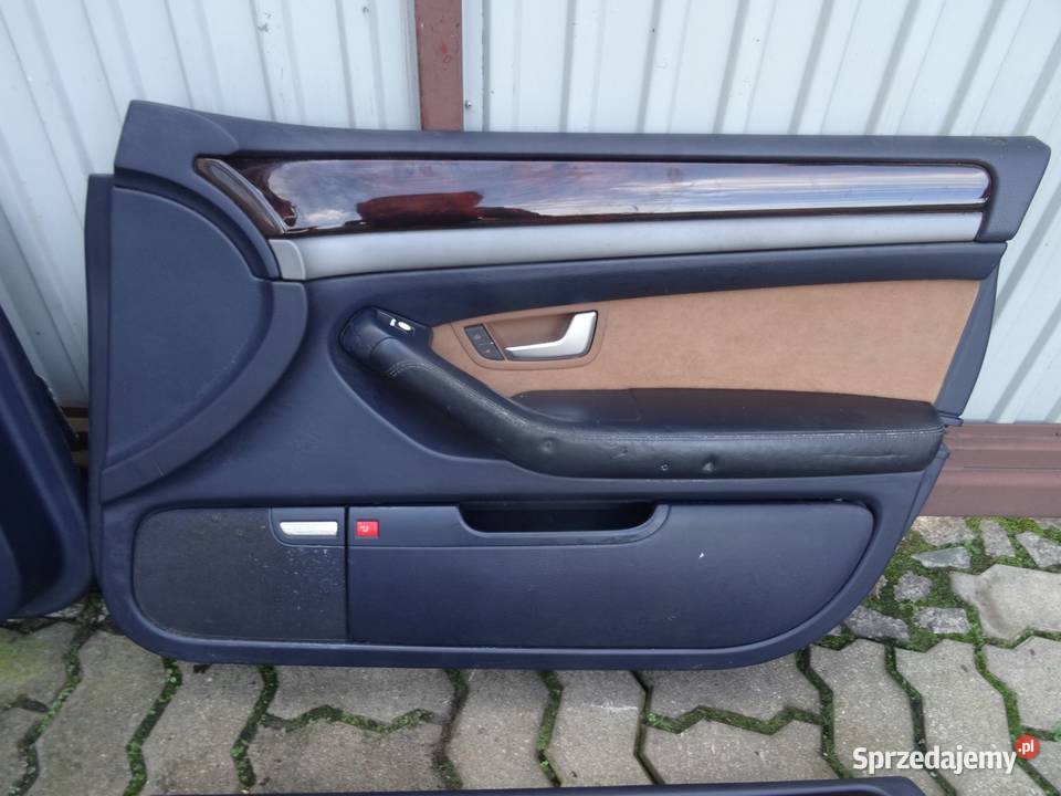 AUDI A8 D3 0305 TAPICERKA BOCZKI DRZWI Przemęt