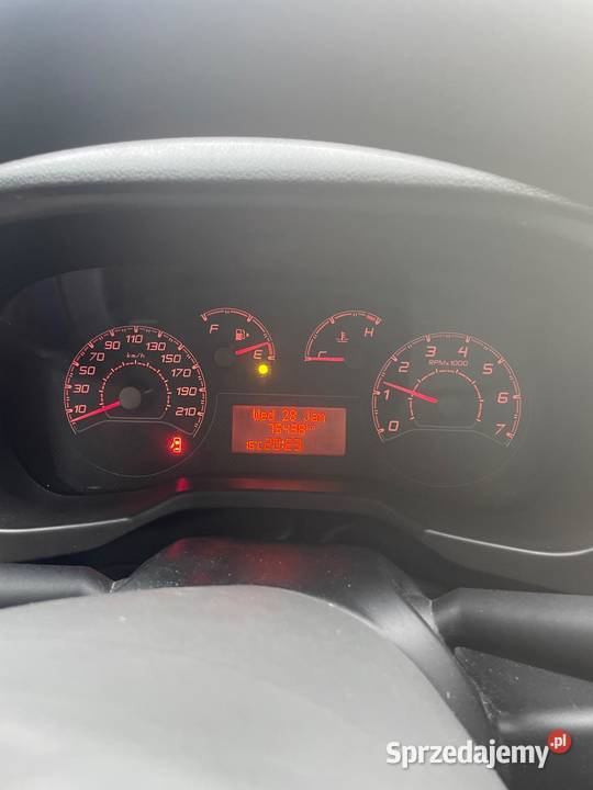 Fiat Qubo 14 benzyna 75000 2017r