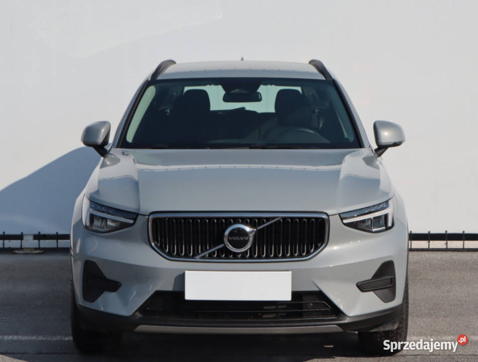 Volvo XC40 B3 światła do jazdy dziennej