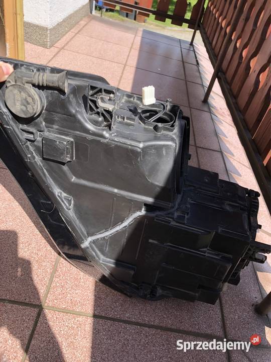 AUDI A8 D4 4H LAMPA PRAWA XENON SKRĘTNA osobowe Kozy sprzedam
