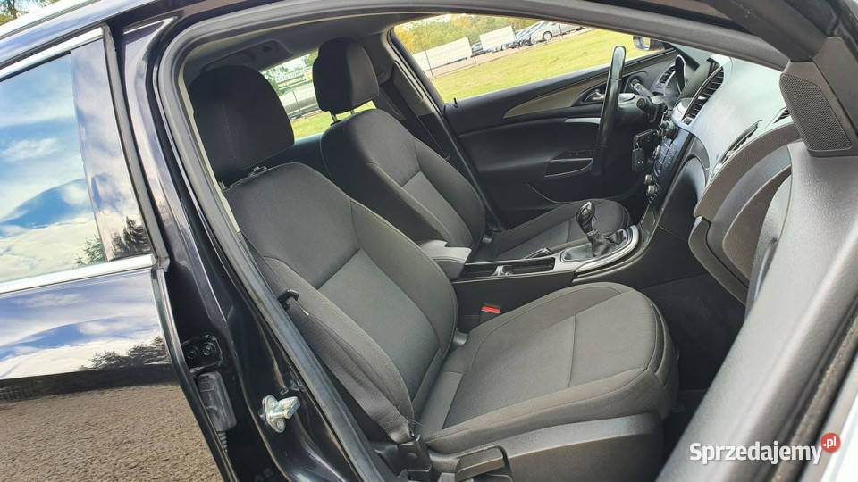 Opel Insignia 18 140 Sports Tourer Climatronic nieuszkodzony Chmielnik sprzedam