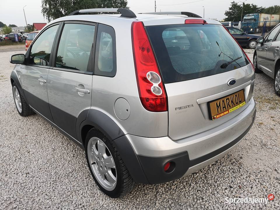 KOMIS MARKOL ZAPRASZA FORD FIESTA CROSS LIFT Toruń