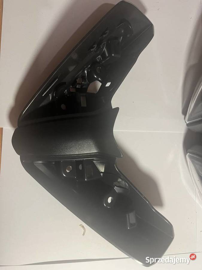 Lampa reflektor Triumph RS1200 2021r Włocławek