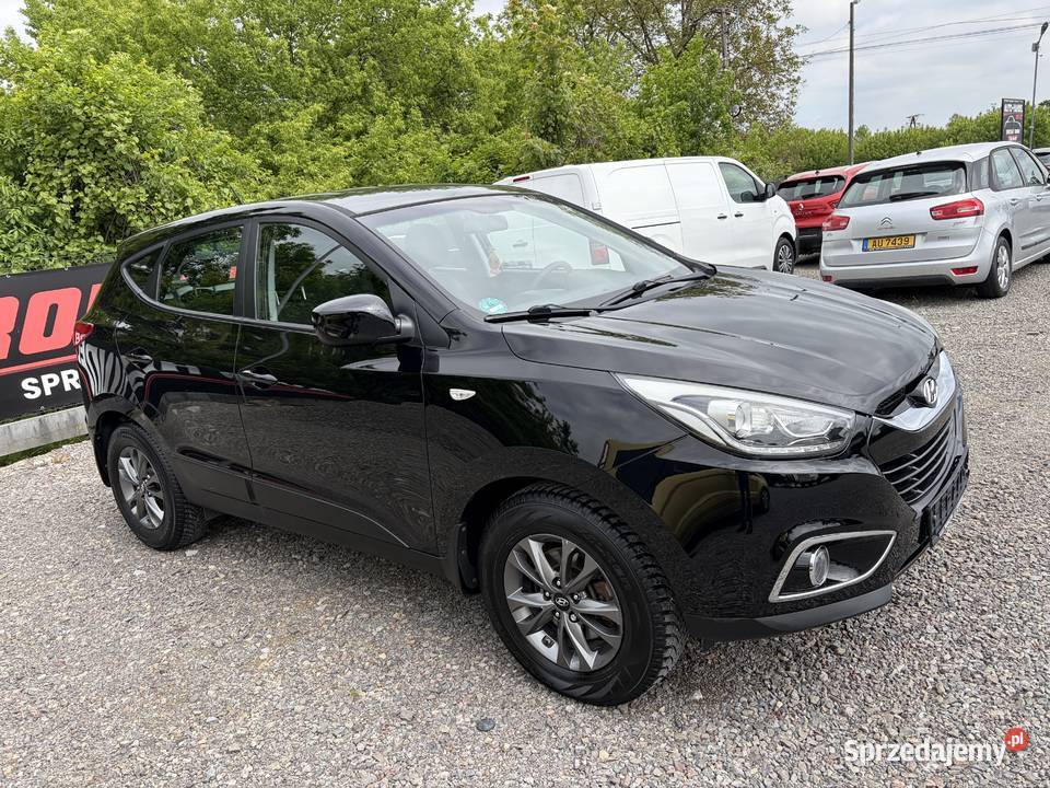 Hyundai ix35 ładny bez rdzy Niemcy benzyna hak Trześń sprzedam