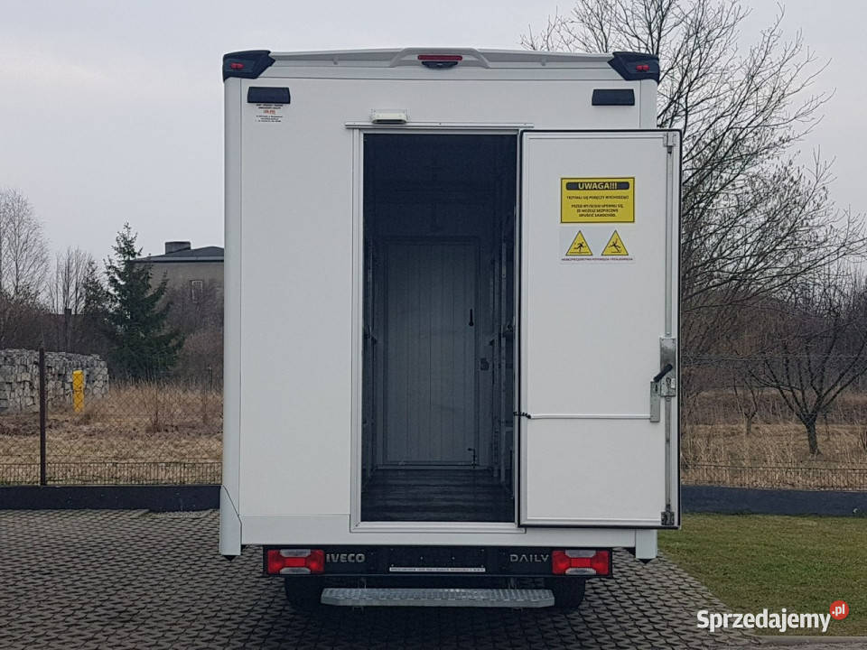 Iveco Daily KONTENER NISKOPODŁOGOWY 443x223x242 wielofunkcyjna kierownica Poręba