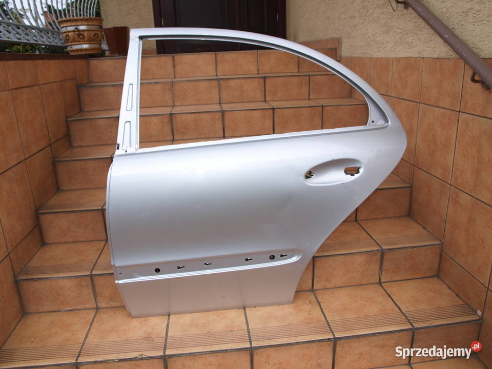 Mercedes E klasa W211 drzwi lewe tył sedan 2002 Kalisz