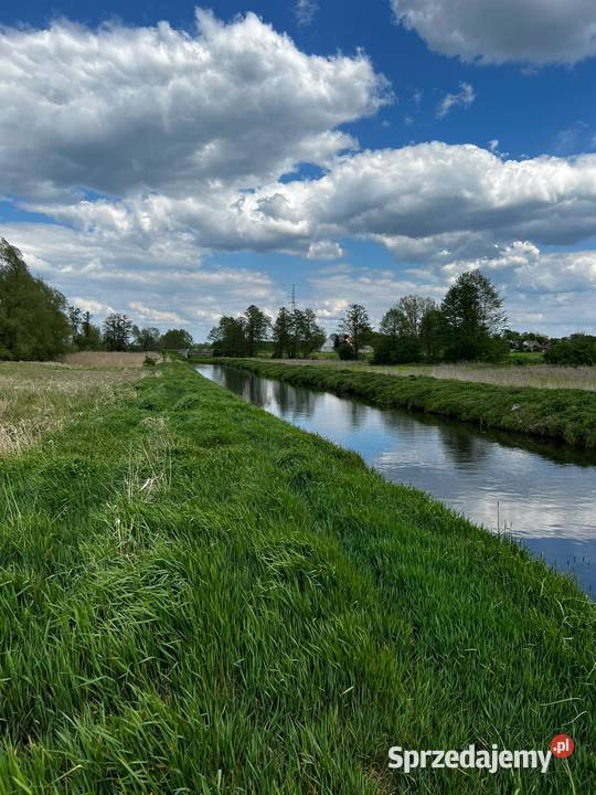Działka z linią brzegową rzeki Kołczyn