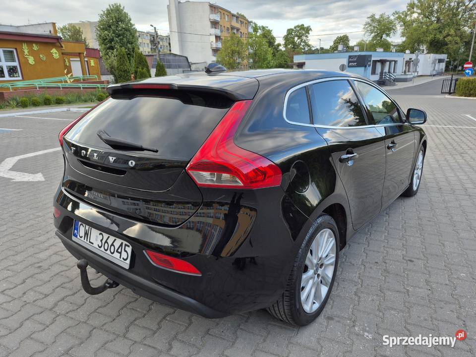 Volvo V40 20 D2 Zadbany serwisowany oryginalny garażowany