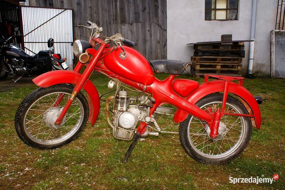 Zabytkowy motorower Motom 48D Żyrardów