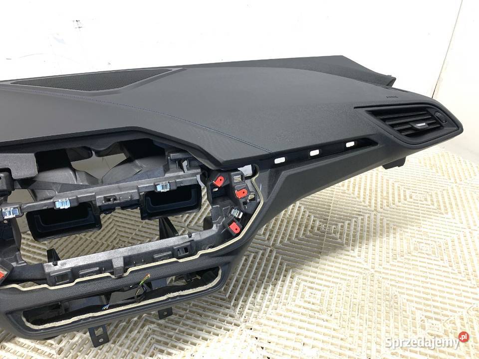 KOKPIT Z PODUSZKĄ PASAŻERA BMW F44 SportowyCoupe