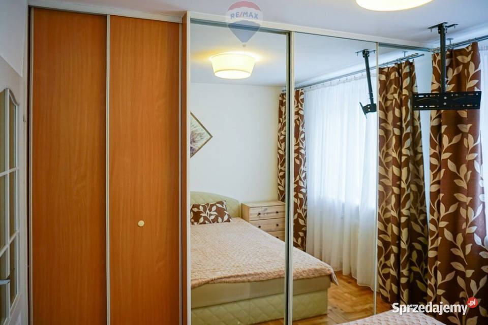 Przestronne 3 pokoje z parkingiem Mokotów Stegny Warszawa