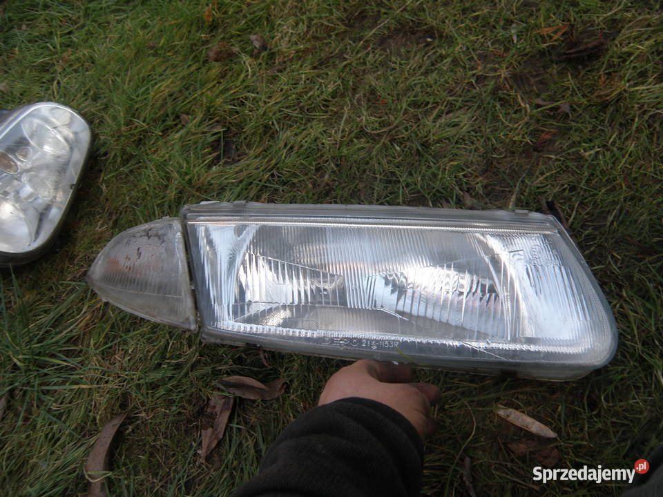 Reflektor lampa przednia Mitsubishi Carisma I sprzedam