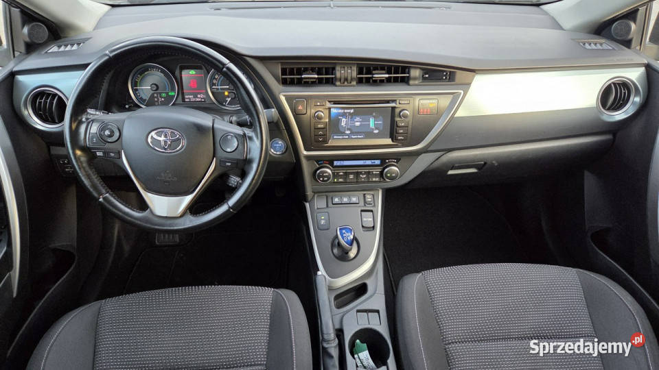 Toyota Auris 18 HSD 136 Kamera Serwisowany II światła przeciwmgielne Auris mazowieckie