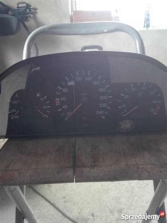 Licznik Mercedes W202 Oryginalny i IDealny stan Wierzbica Dolna