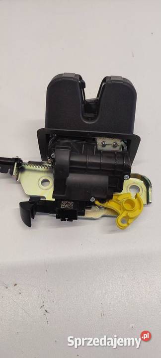 VW TIGUAN II ZAMEK DOCIĄG KLAPY 3G0827887C