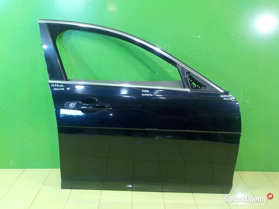 JAGUAR XE 20 D 15r SEDAN 4D drzwi prawe przod