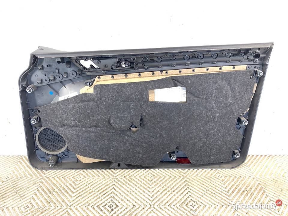 BOCZEK DRZWI LEWY PRZÓD VW GOLF VII Hatchback