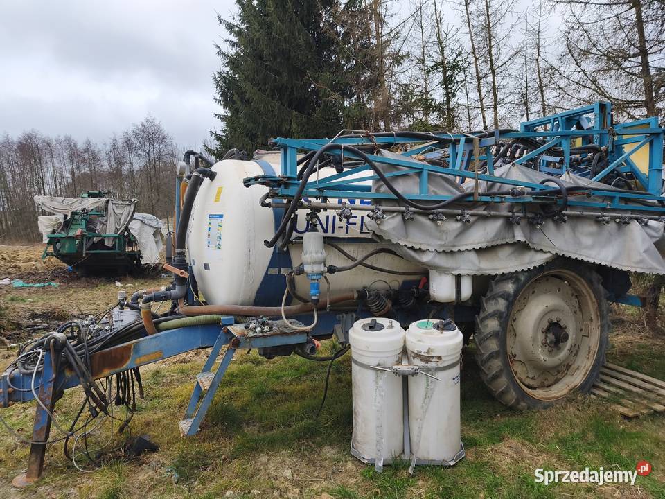 Opryskiwacz z pomocniczym strumieniem powietrza Maszyny rolnicze Ujkowice sprzedam