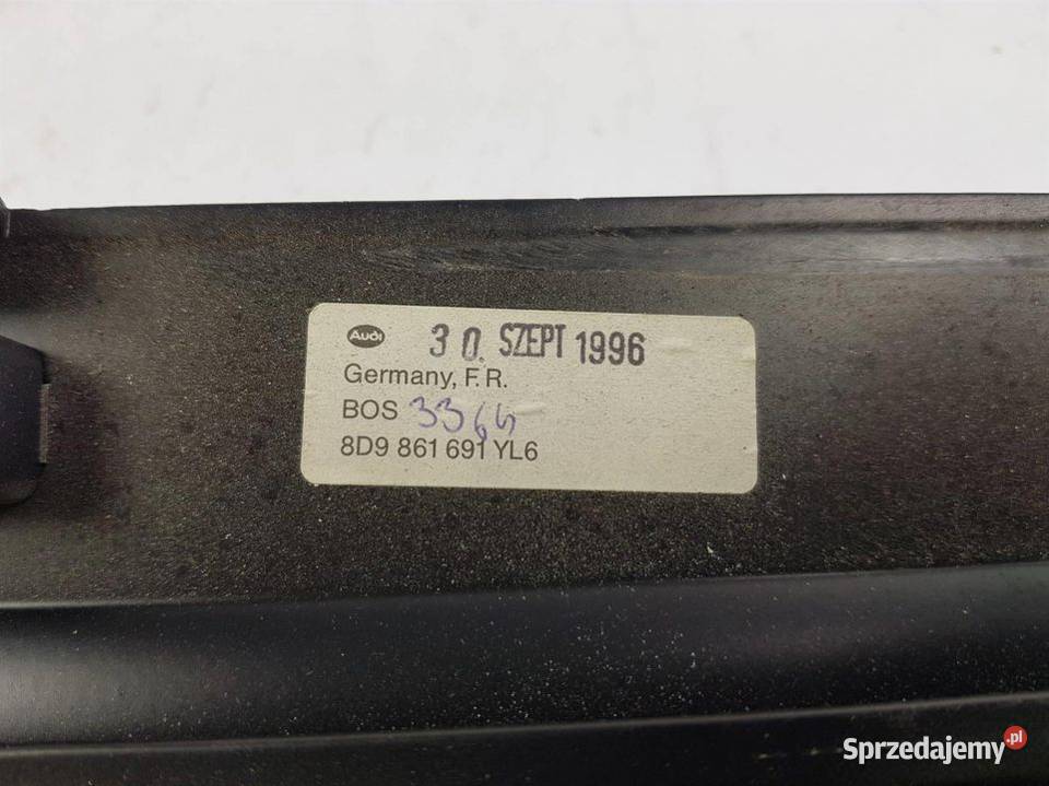 ROLETA BAGAŻNIKA A4 B5 8D9861691 osobowe Pozostałe Lipno