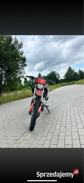 Cross Asix defender 150 nieuszkodzony Pozostałe zachodniopomorskie Szczecinek