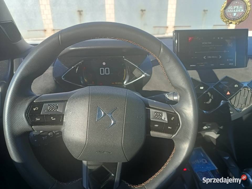 DS3 crossback citroen niski przebieg 12 benzyna DS Automobiles Wołoskowola sprzedam