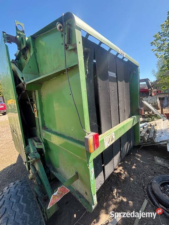 Prasa John deere 545 John Deere