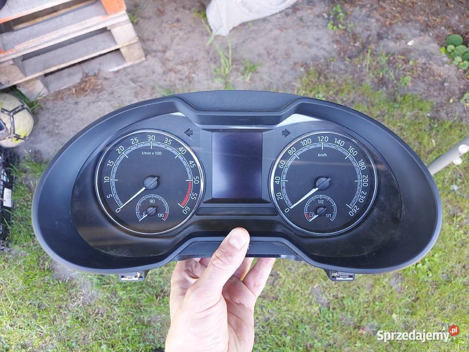 Licznik Zegary 5E0920781F Skoda Octavia III 3 Tychy