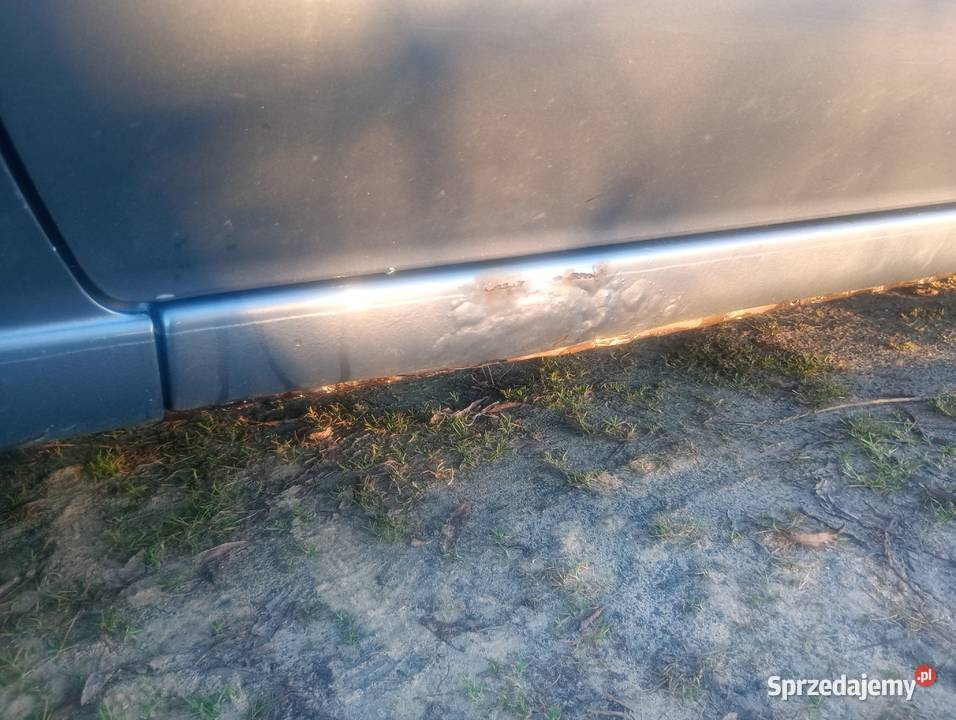 Nissan Almera 15 benzyna 2002