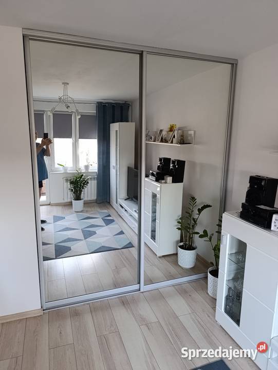 ZAMIENIE MIESZKANIEw PONIATOWEJ na 1pietrze